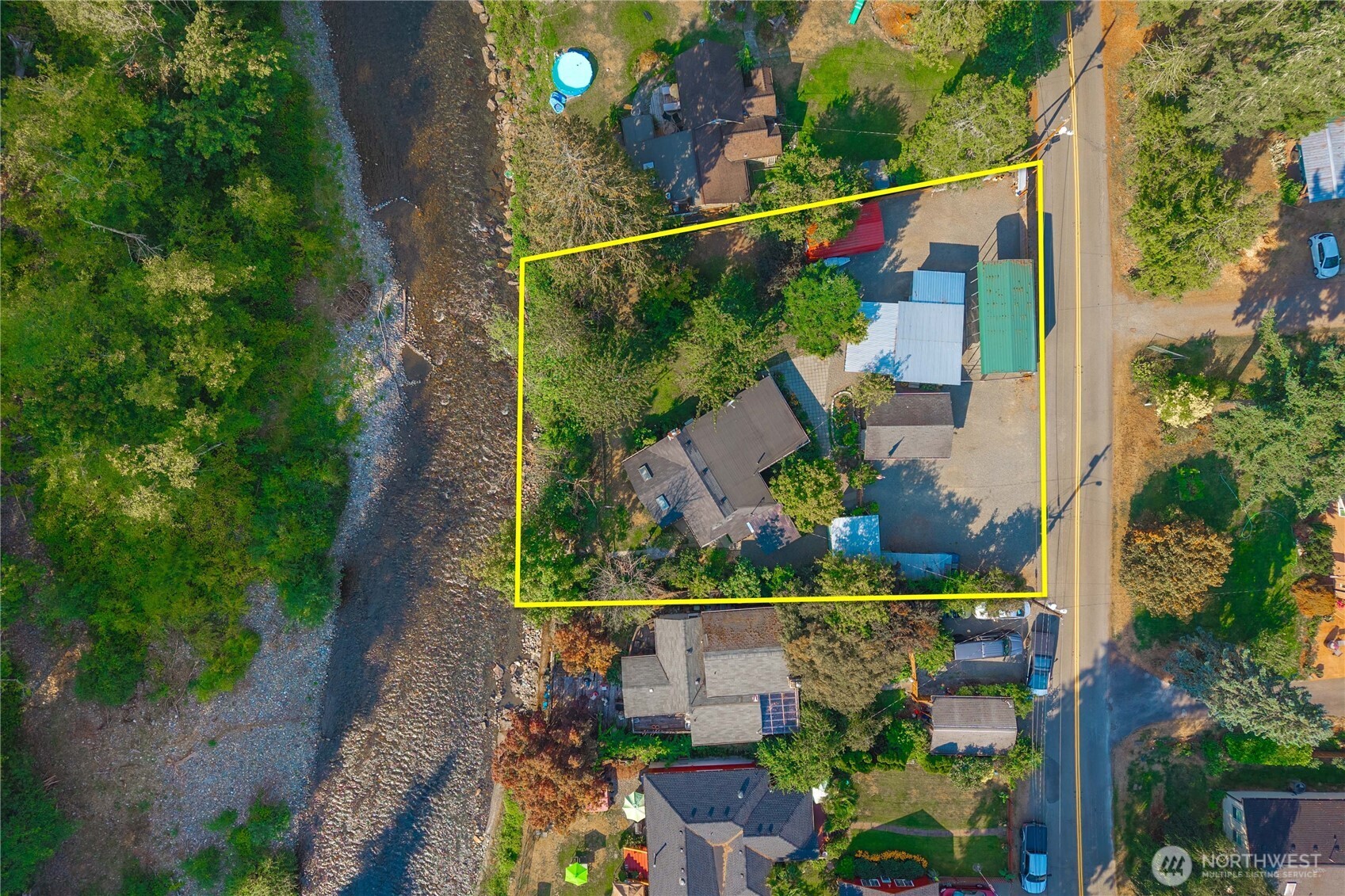 23711 Dorre Don Way Southeast Maple Valley, WA 98038 - Photo 5 of 40