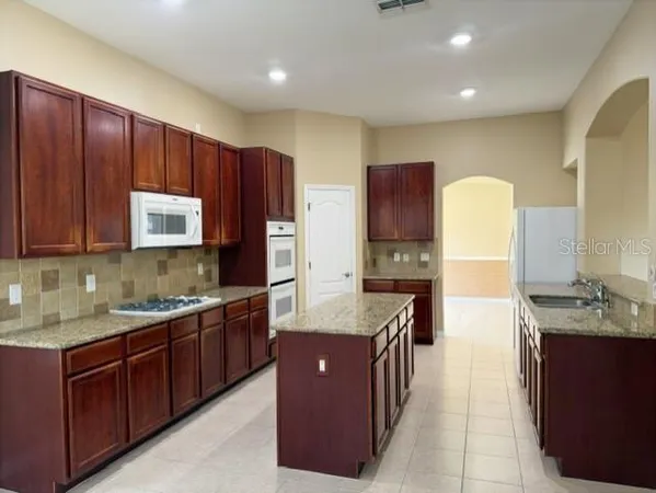 $3,400 | 27152 Fordham Drive, Wesley Chapel, FL 33544