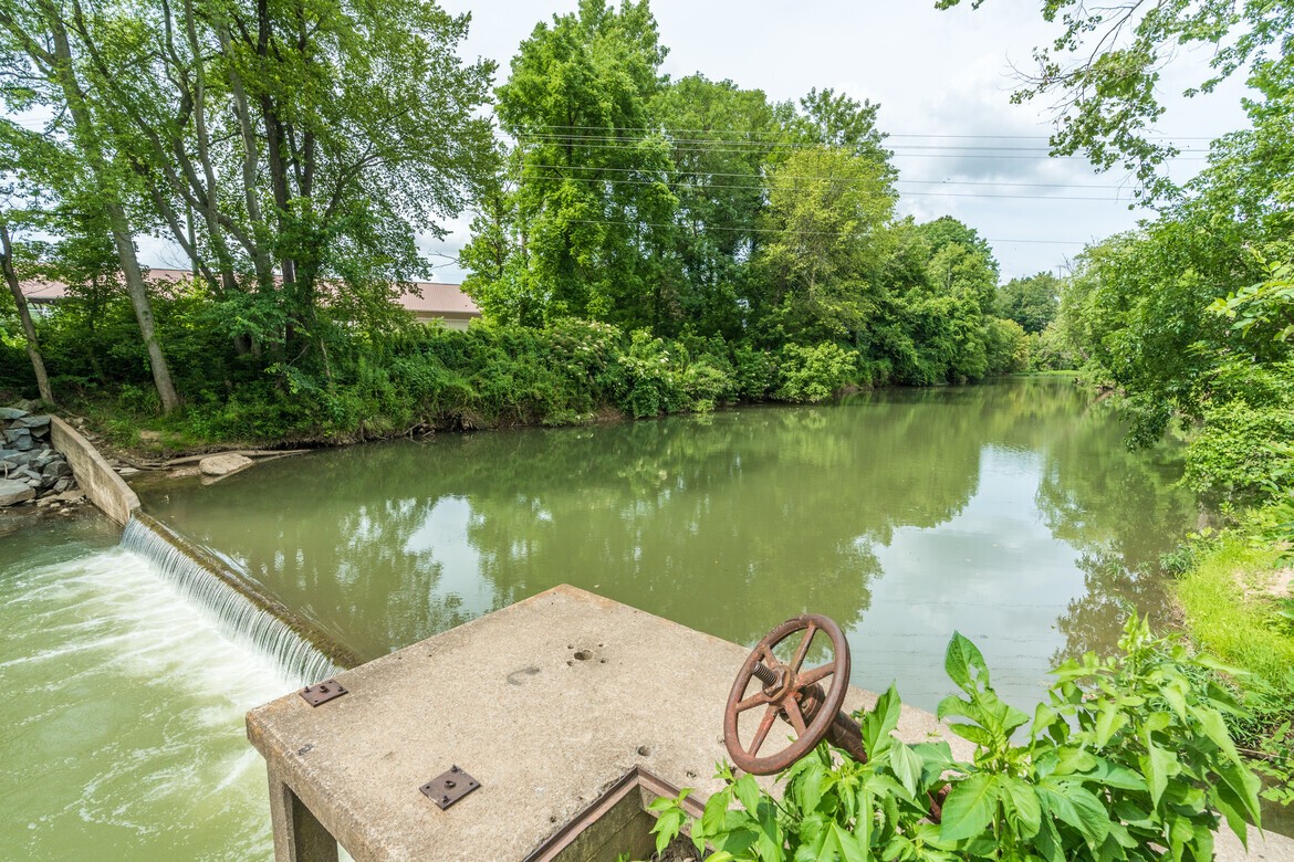 305 Connell Street, Unit B Springfield, TN 37172 - Photo 38 of 54