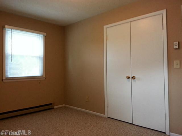 4236 High Point Road Winston-Salem, NC 27107 - Photo 12 of 14 2nd Bedroom.