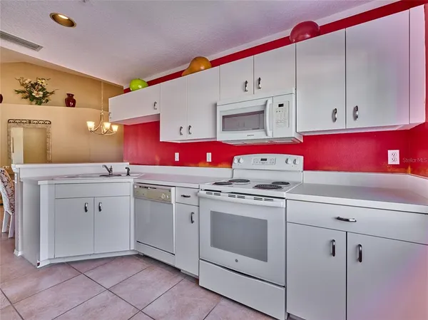 $165,000 | 5523 Fair Oaks Street, Bradenton, FL 34203