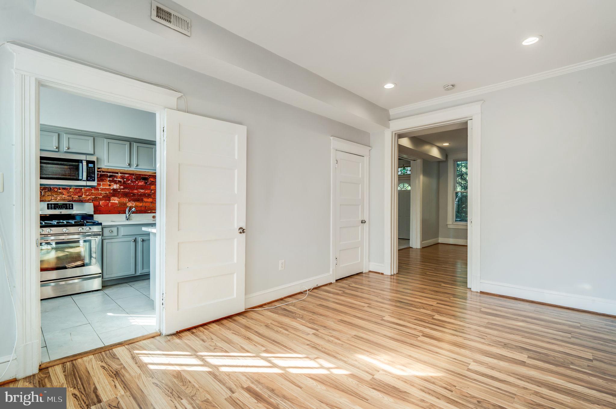 104 15th Street Southeast, Unit A Washington, DC 20003 - Photo 13 of 20