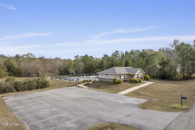 $25,000 | 108 Creedmoor, Hattiesburg, MS 39402