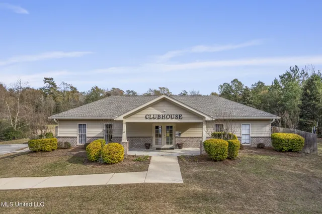 $25,000 | 108 Creedmoor, Hattiesburg, MS 39402