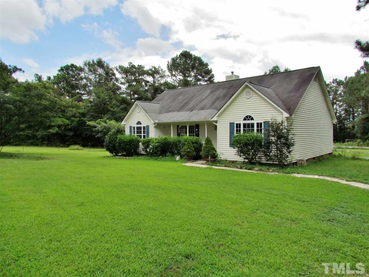 10112 Covered Bridge Road Zebulon, NC 27597 - Photo 2 of 25 Gallery Image 2