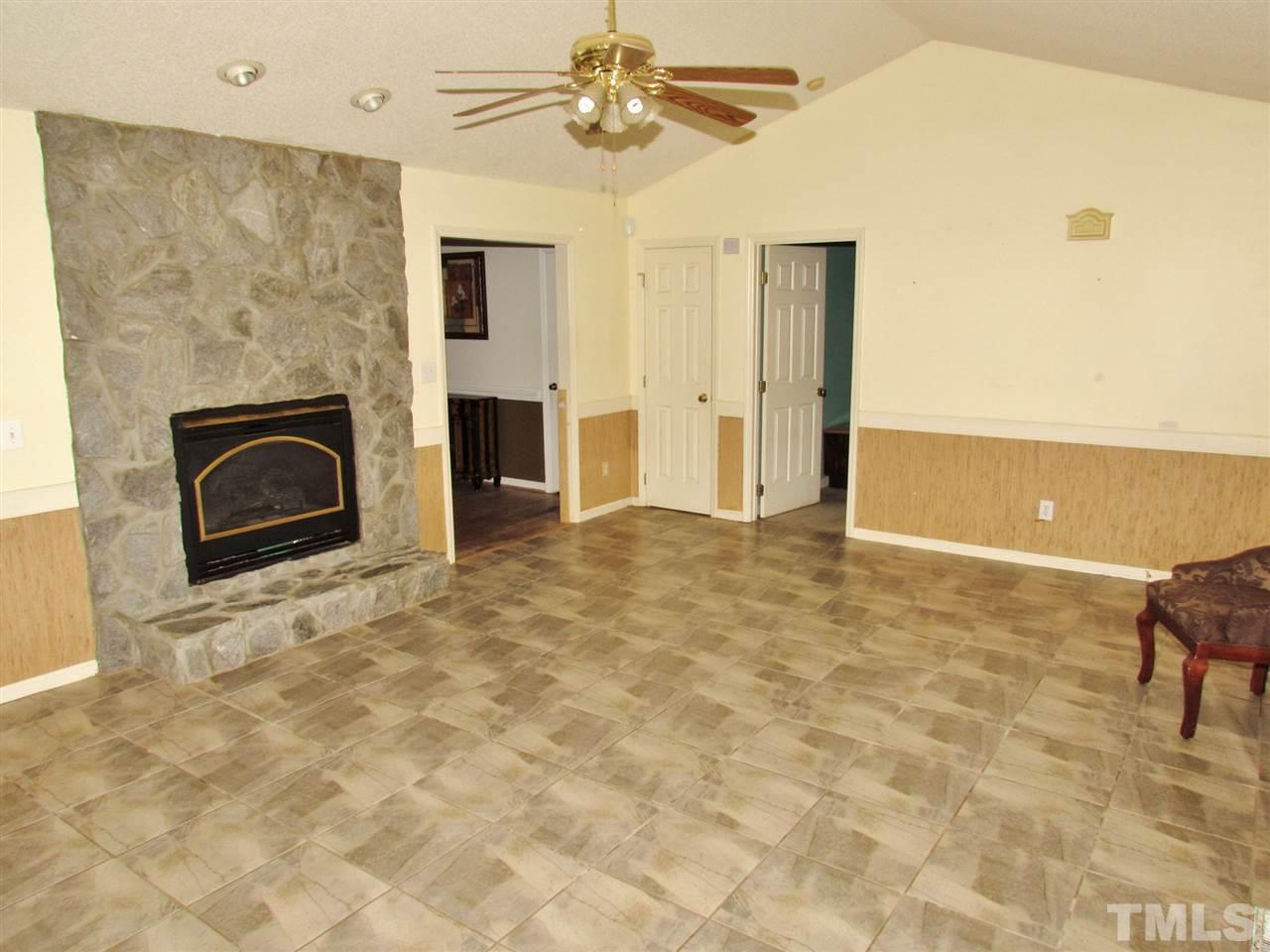 10112 Covered Bridge Road Zebulon, NC 27597 - Photo 5 of 25 Gallery Image 5