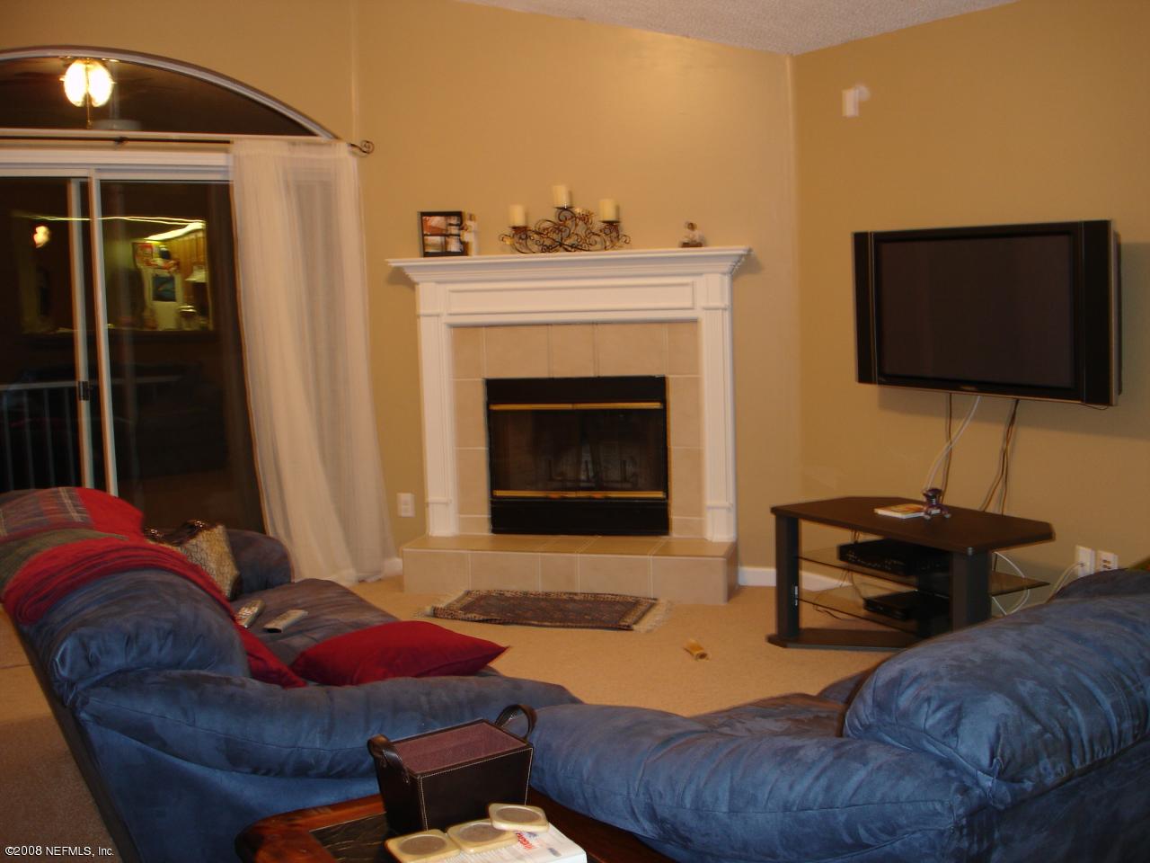 1128 Creeks Ridge Road Jacksonville, FL 32225 - Photo 4 of 16 LIVING ROOM