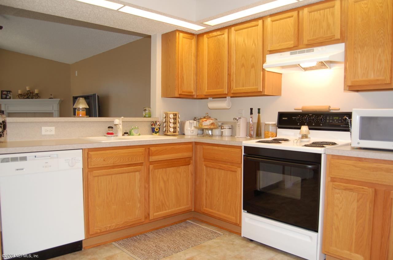 1128 Creeks Ridge Road Jacksonville, FL 32225 - Photo 7 of 16 KITCHEN