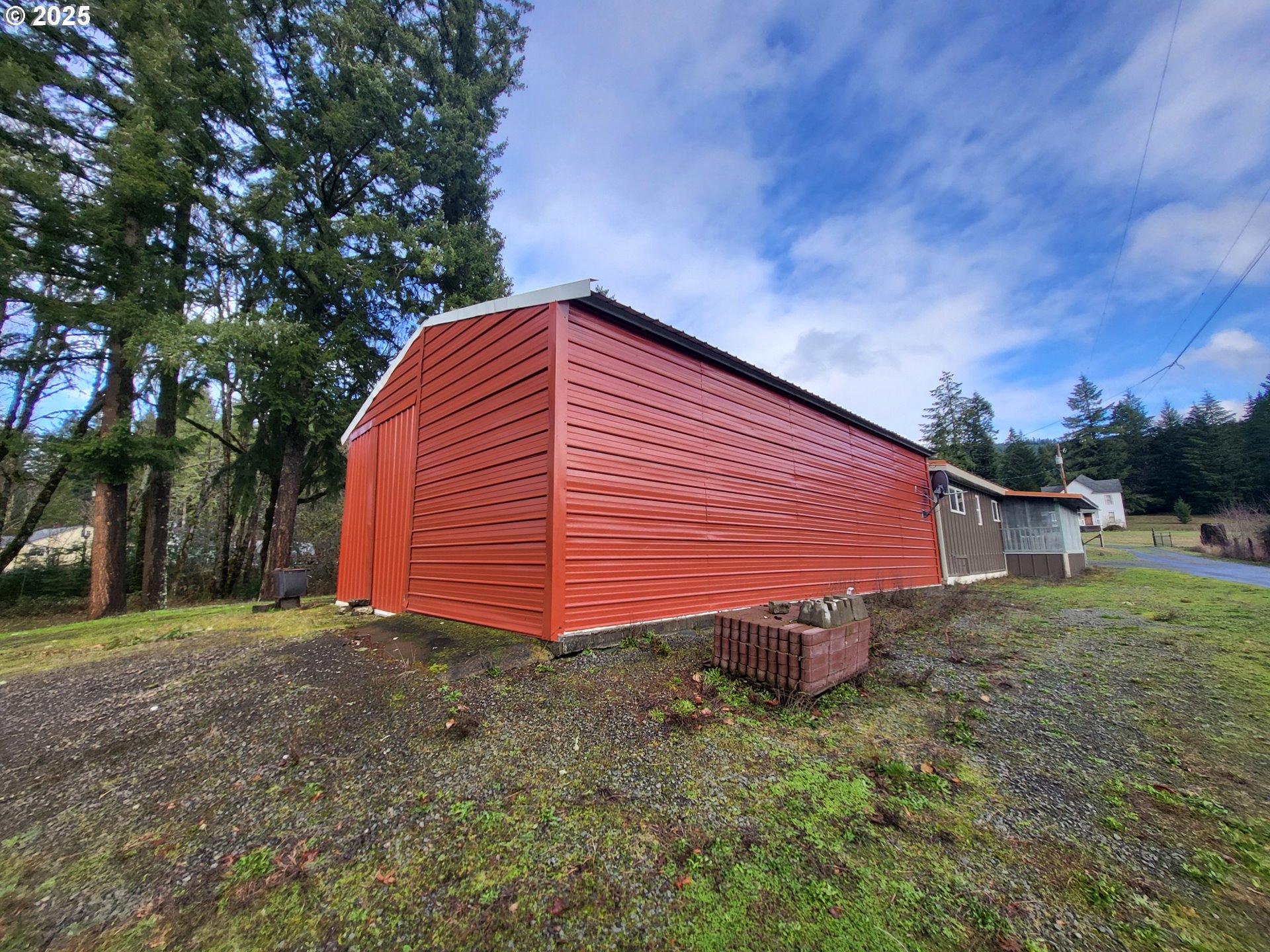 71569 London Road Cottage Grove, OR 97424 - Photo 13 of 28