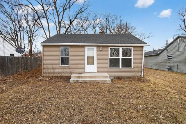 $39,900 | 3136 Sewell Street, Rockford, IL 61109