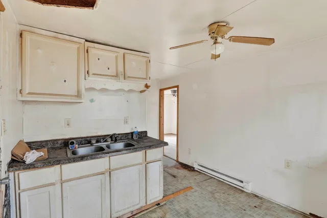 $39,900 | 3136 Sewell Street, Rockford, IL 61109