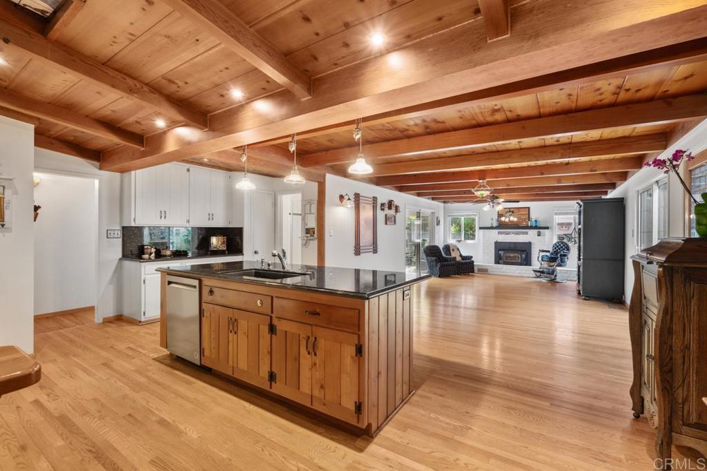 220 Hoover Street Oceanside, CA 92054 - Photo 13 of 70