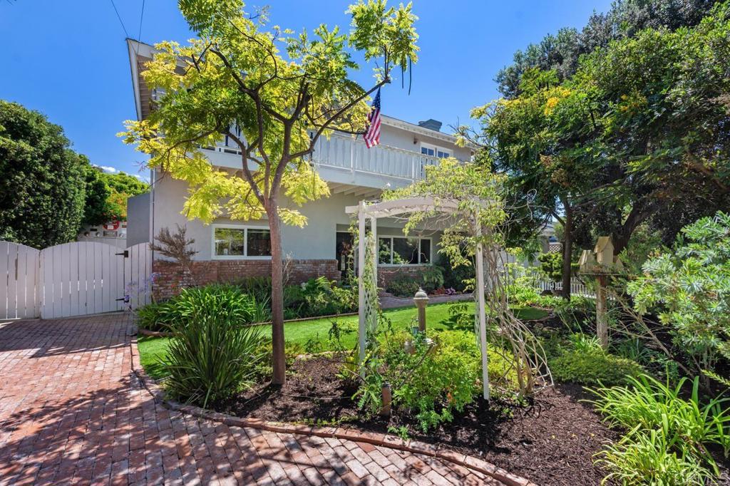 220 Hoover Street Oceanside, CA 92054 - Photo 3 of 70