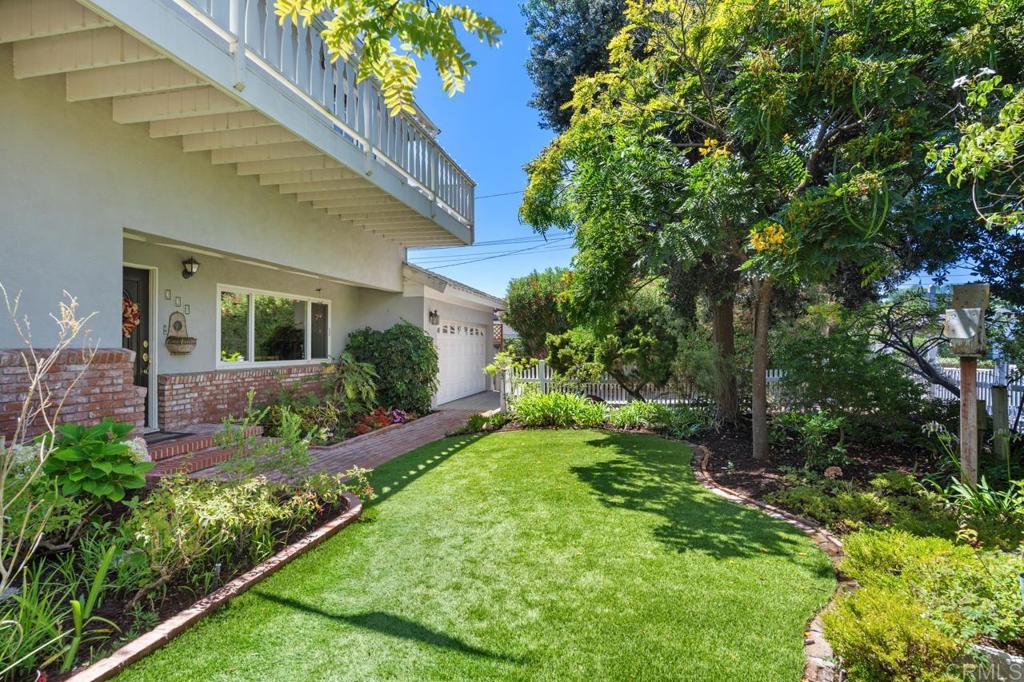 220 Hoover Street Oceanside, CA 92054 - Photo 6 of 70 a view of a house with a yard