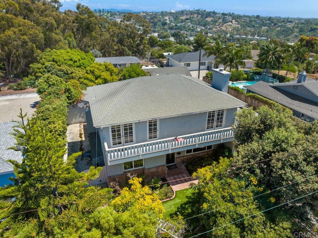 220 Hoover Street Oceanside, CA 92054 - Photo 66 of 70 an aerial view of a house with a yard