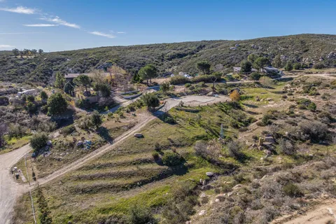 $199,000 | 243 Us Highway, Banning, CA 92220