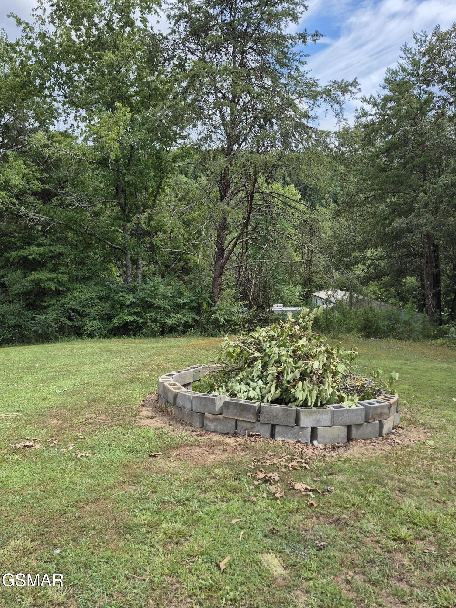 2233 Henderson Springs Road Pigeon Forge, TN 37863 - Photo 40 of 41 Gallery Image 40