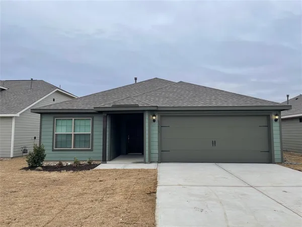 $1,995 | 13613 Mineral Road, Ponder, TX 76259