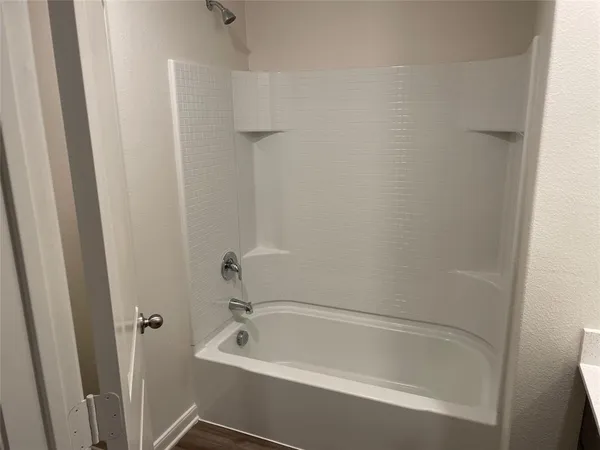 $1,995 | 13613 Mineral Road, Ponder, TX 76259