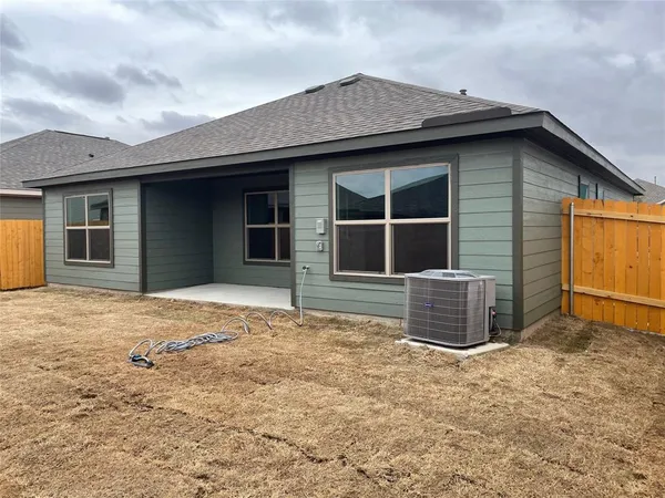 $1,995 | 13613 Mineral Road, Ponder, TX 76259