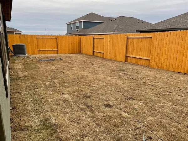 $1,995 | 13613 Mineral Road, Ponder, TX 76259