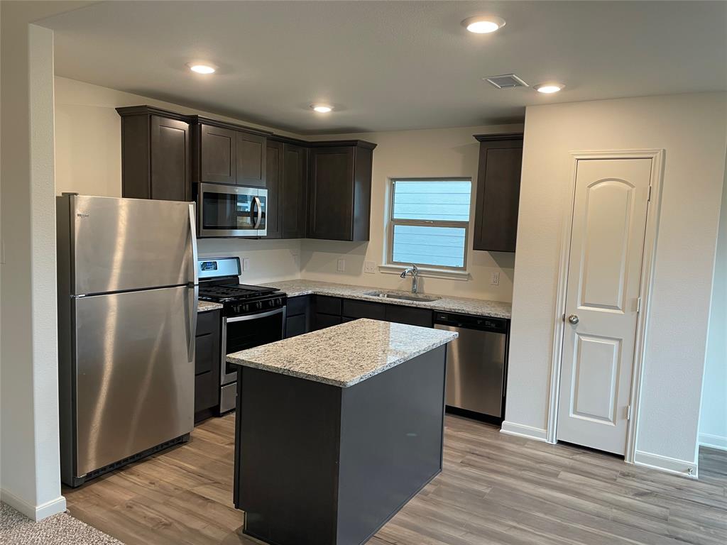 13613 Mineral Road Ponder, TX 76259 - Photo 6 of 20