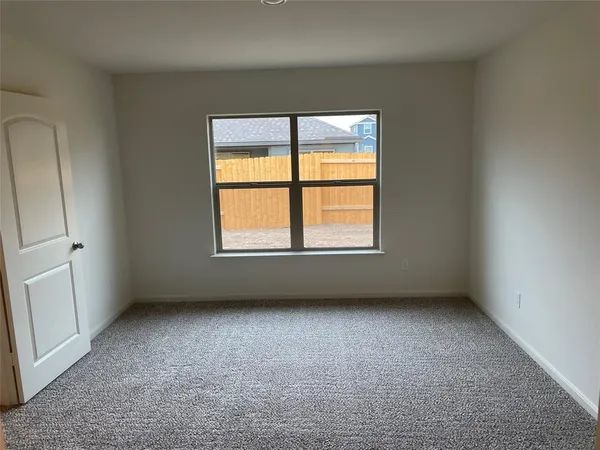 $1,995 | 13613 Mineral Road, Ponder, TX 76259