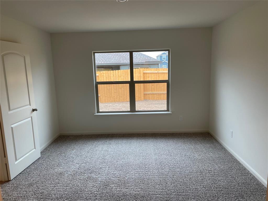 13613 Mineral Road Ponder, TX 76259 - Photo 7 of 20