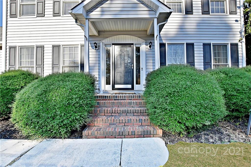 2984 Timber Ridge Lane Rock Hill, SC 29732 - Photo 2 of 32 a front view of a house with garden