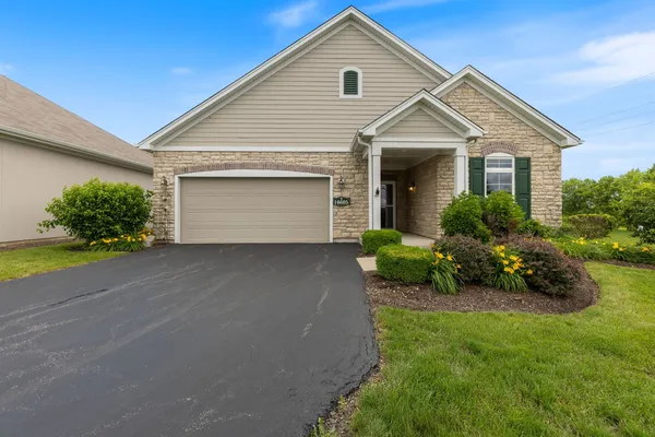 $445,900 | 16605 South Fox Run Circle, Plainfield, IL 60586