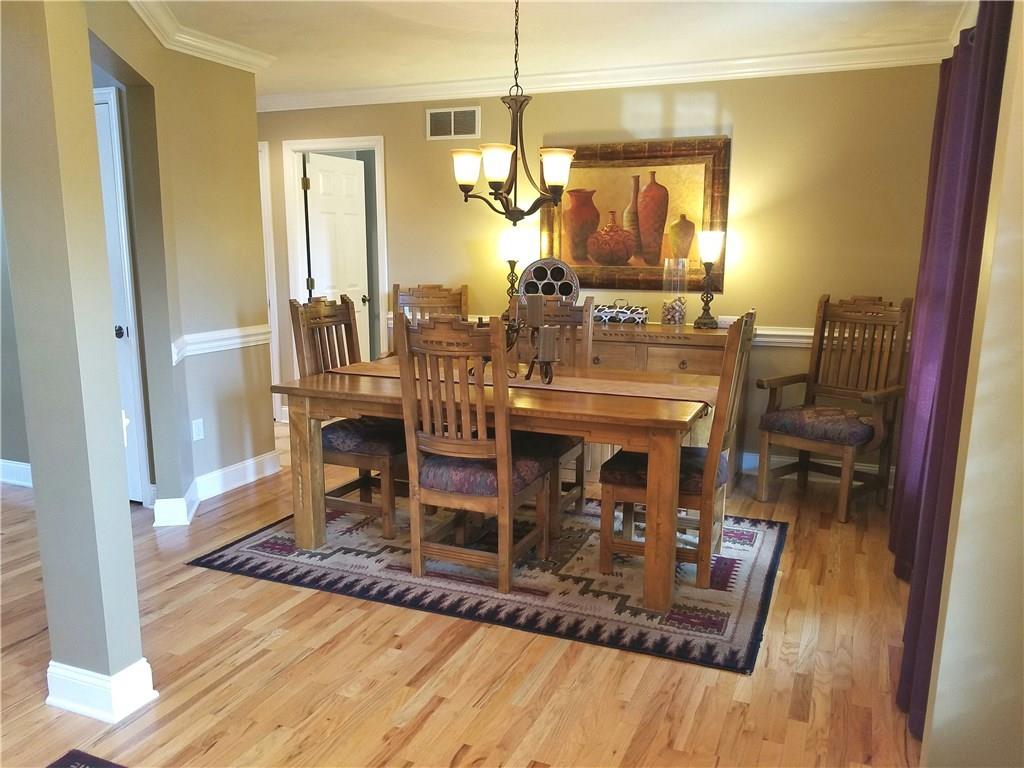 2092 Baughman Road Jeannette, PA 15644 - Photo 13 of 25 DINNING AREA OFF OF THE KITCHEN!