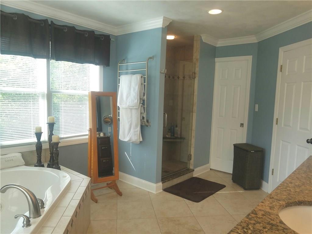 2092 Baughman Road Jeannette, PA 15644 - Photo 16 of 25 MASTER BATH!