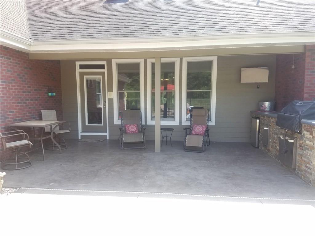 2092 Baughman Road Jeannette, PA 15644 - Photo 21 of 25 RELAX OUTSIDE WITH THE CUSTOM OUTSIDE BBQ AREA!