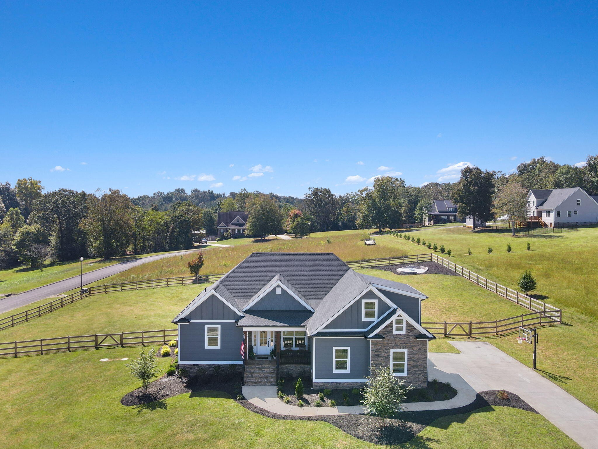 253 Rochelle Circle Northeast Charleston, TN 37310 - Photo 3 of 68 Gallery Image 3