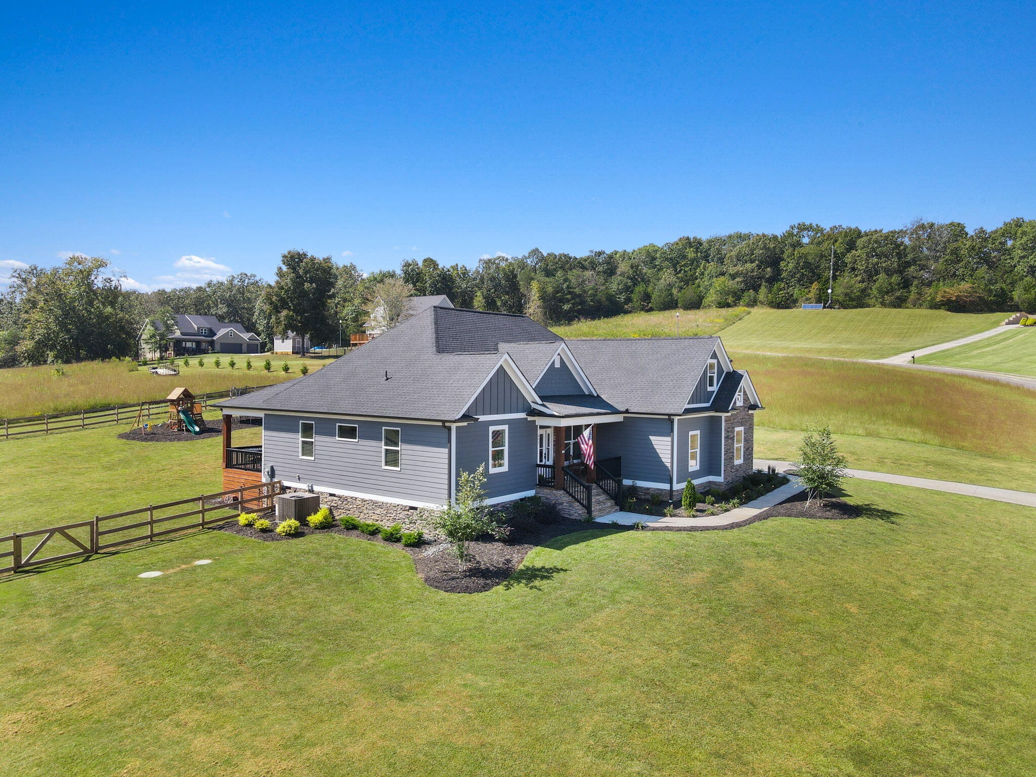 253 Rochelle Circle Northeast Charleston, TN 37310 - Photo 6 of 68 Gallery Image 6