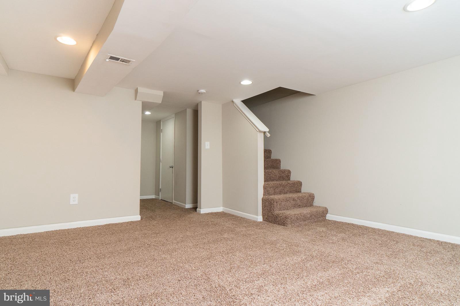 2113 Coralthorn Road Baltimore, MD 21220 - Photo 15 of 24 an empty room with a entryway