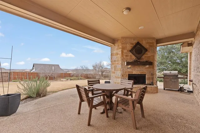 $695,000 | 608 Elm Hill Boulevard, Burleson, TX 76028