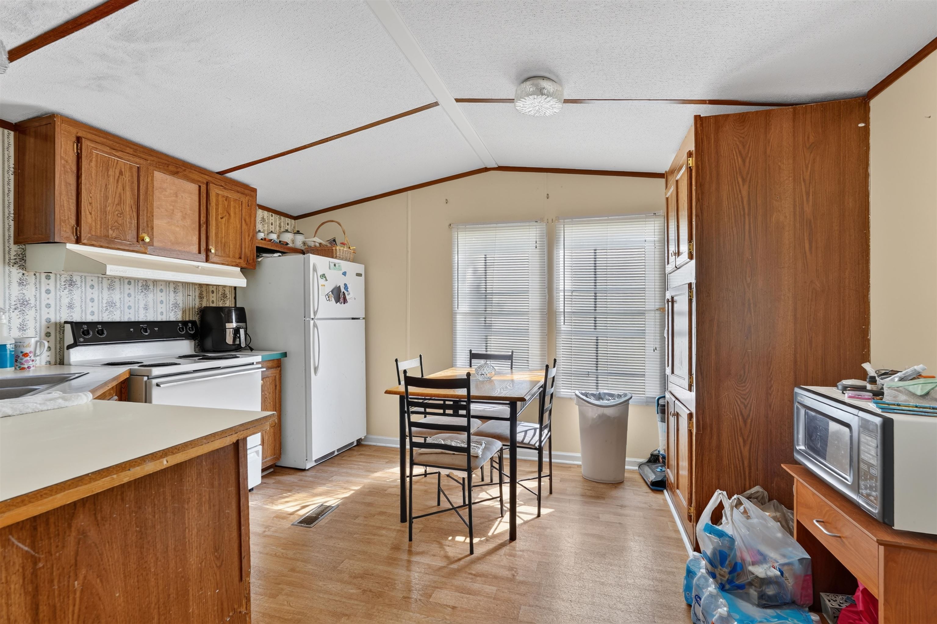 869 Hilander Drive Murrells Inlet, SC 29576 - Photo 5 of 19 Gallery Image 5
