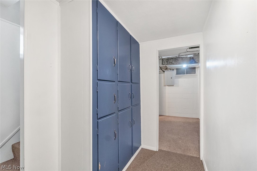 1582 Felton Road Cleveland, OH 44121 - Photo 20 of 35