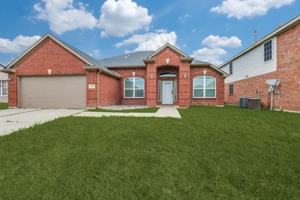 $5,995 | 409 Creek Point Lane, Arlington, TX 76002