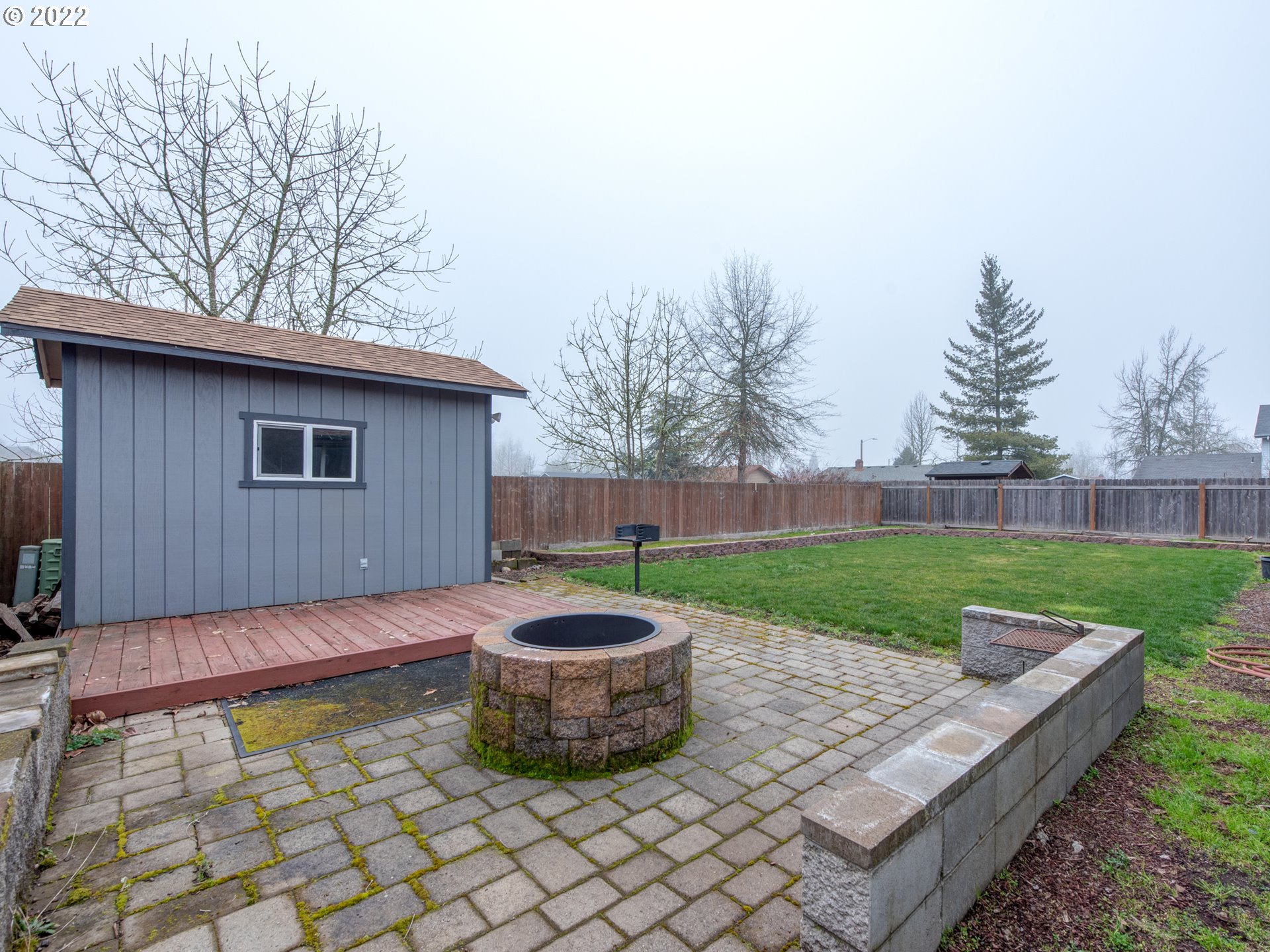 252 71st Street Springfield, OR 97478 - Photo 28 of 30 a view of a backyard with sitting area