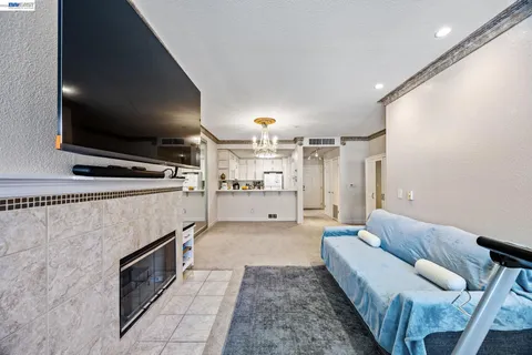 $485,000 | 952 South 11th Street, Unit 234, San Jose, CA 95112