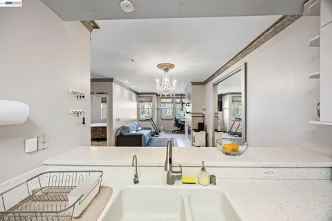 $485,000 | 952 South 11th Street, Unit 234, San Jose, CA 95112