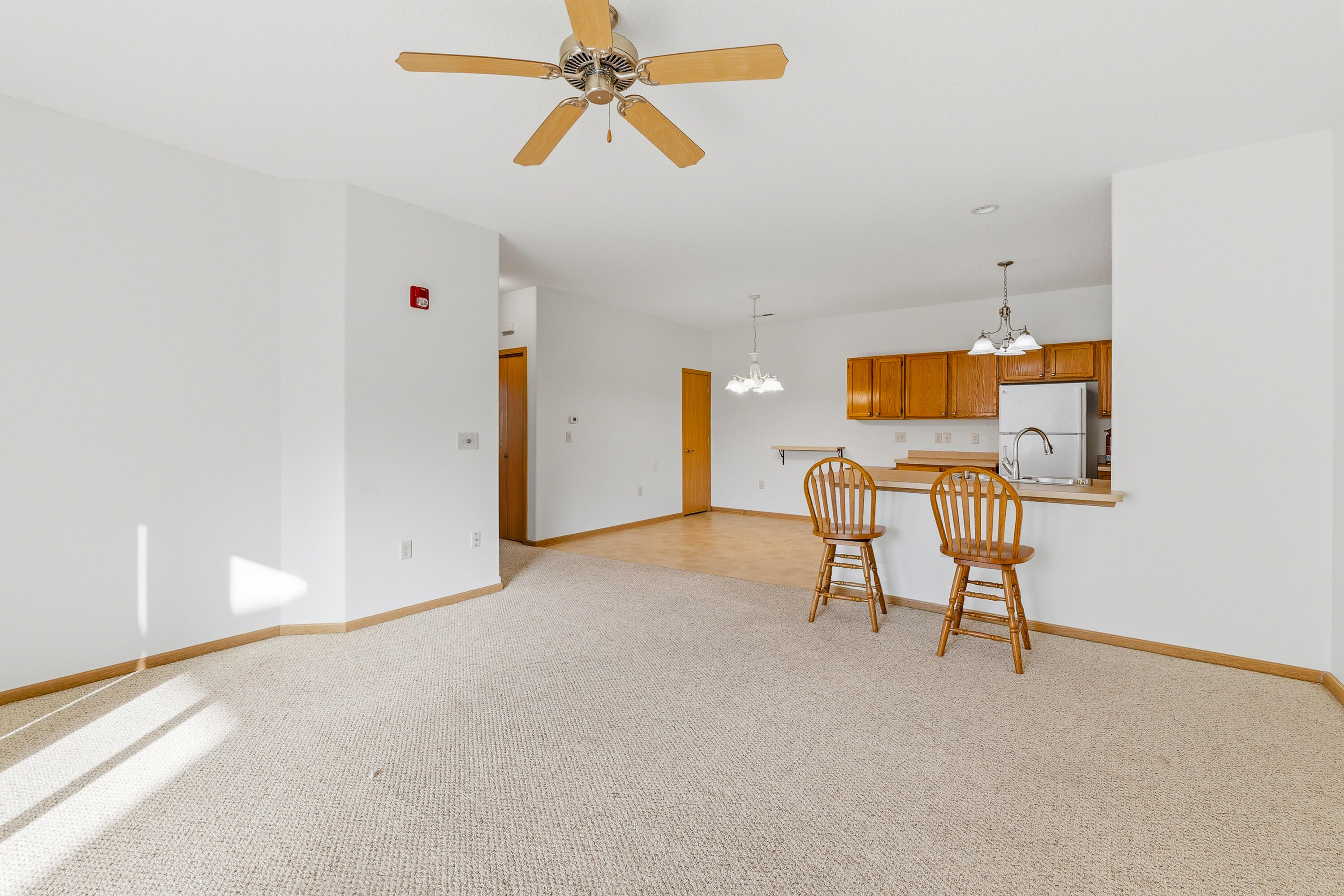 334 Brookside Drive, Unit 4 Juneau, WI 53039 - Photo 4 of 21 P1962376