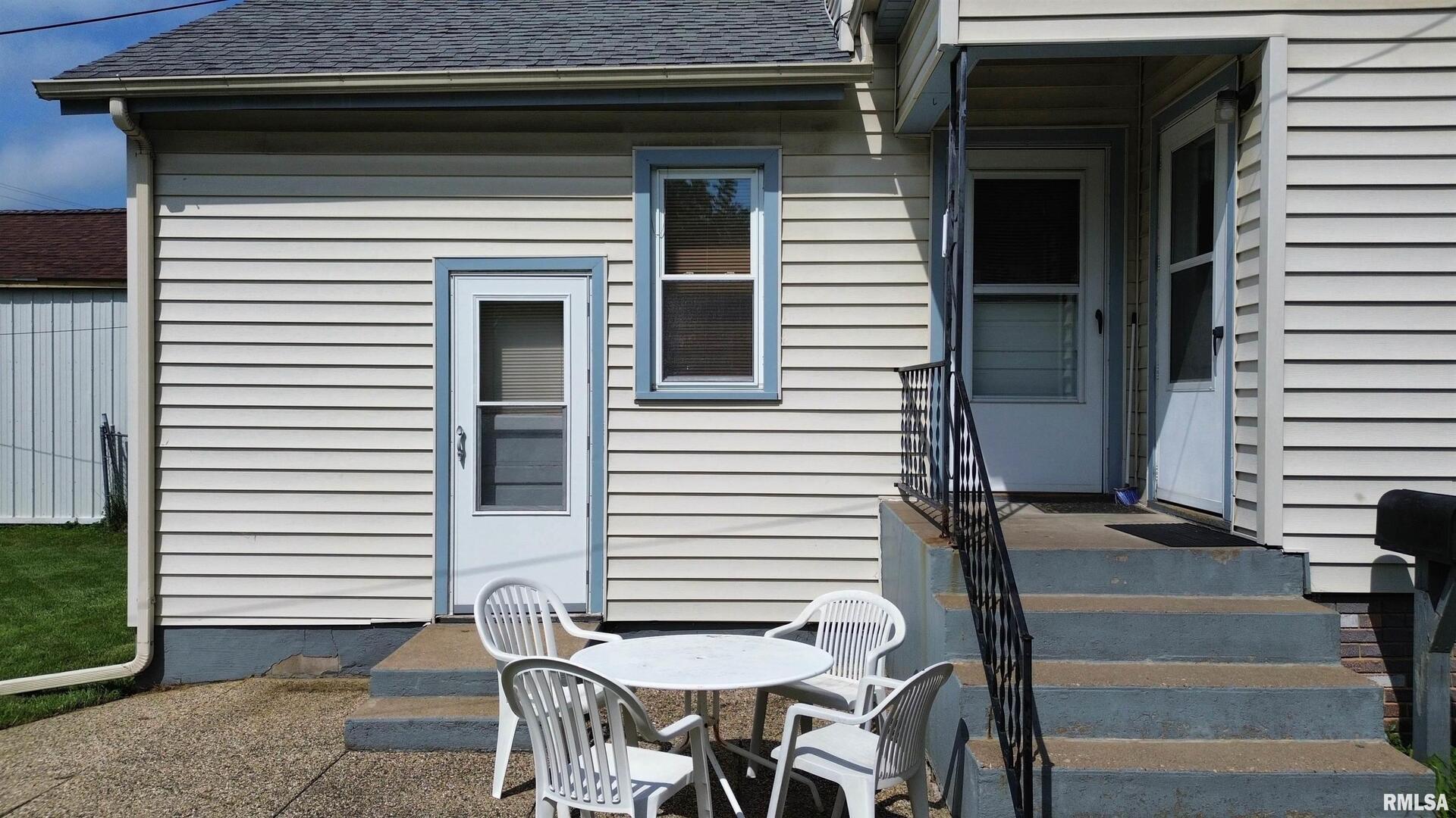 633 4th Avenue South Clinton, IA 52732 - Photo 29 of 34