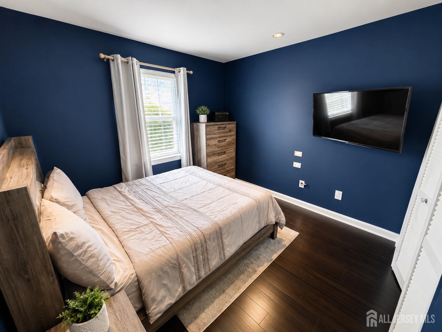 55 Renaissance Lane New Brunswick, NJ 08901 - Photo 16 of 22