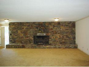 2100 Rendall Street Burlington, NC 27215 - Photo 3 of 12 Gallery Image 3