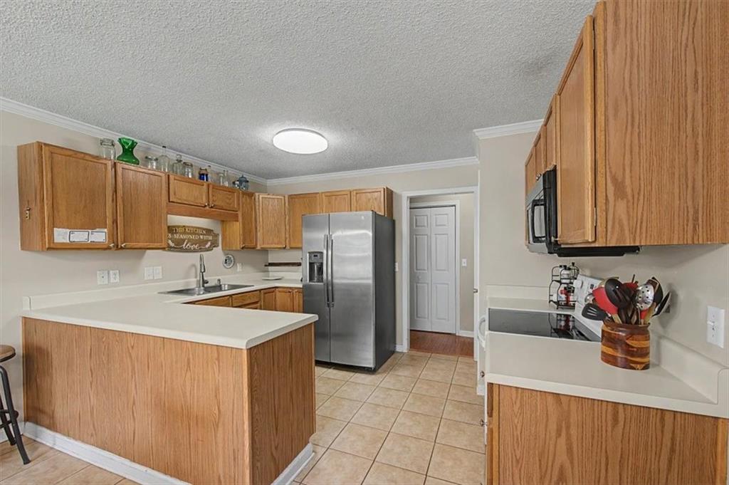 369 South Sequoyah Circle Northeast Calhoun, GA 30701 - Photo 12 of 40