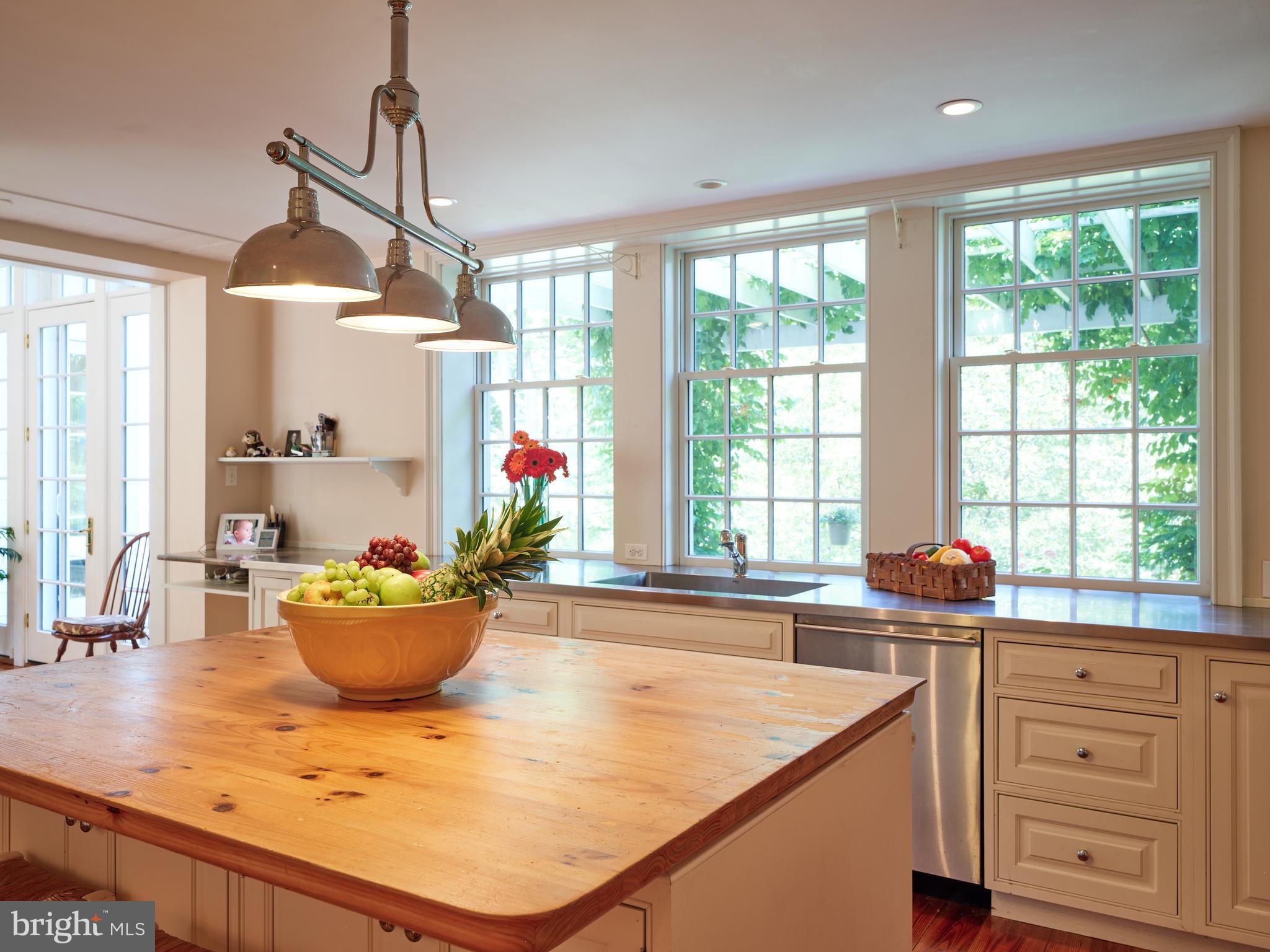 128 Ashwood Road Villanova, PA 19085 - Photo 21 of 65