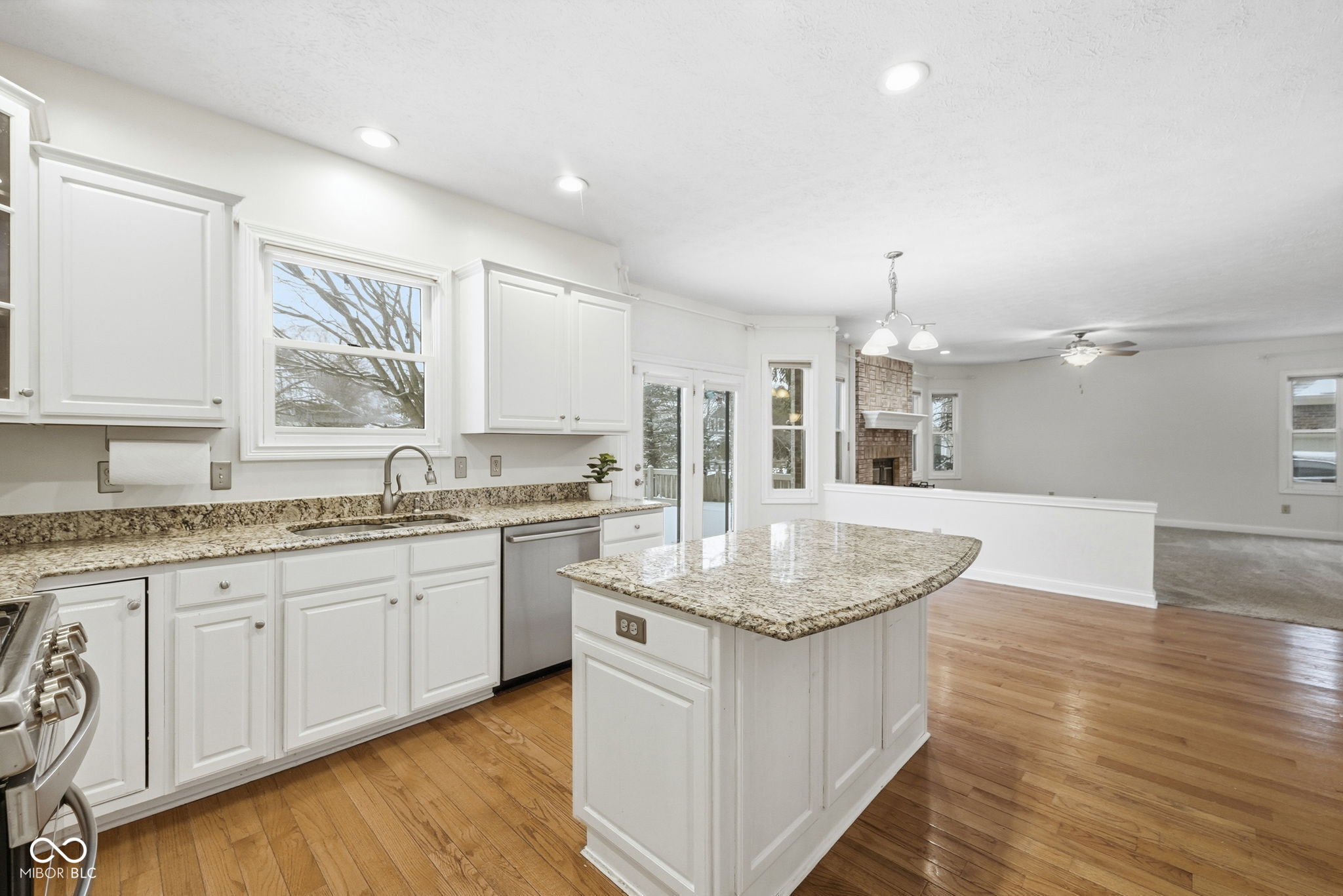 10236 Bent Tree Lane Fishers, IN 46037 - Photo 16 of 50